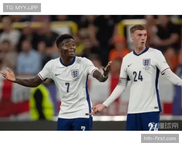 帕尔默与萨卡:新星成长潜力及战术适配性对比分析 帕尔默与萨卡:新星成长潜力及战术适配性对比分析